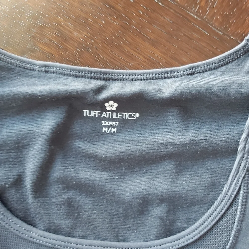 TUFF ATHLETICS TOP//B3 - Picture 4 of 5